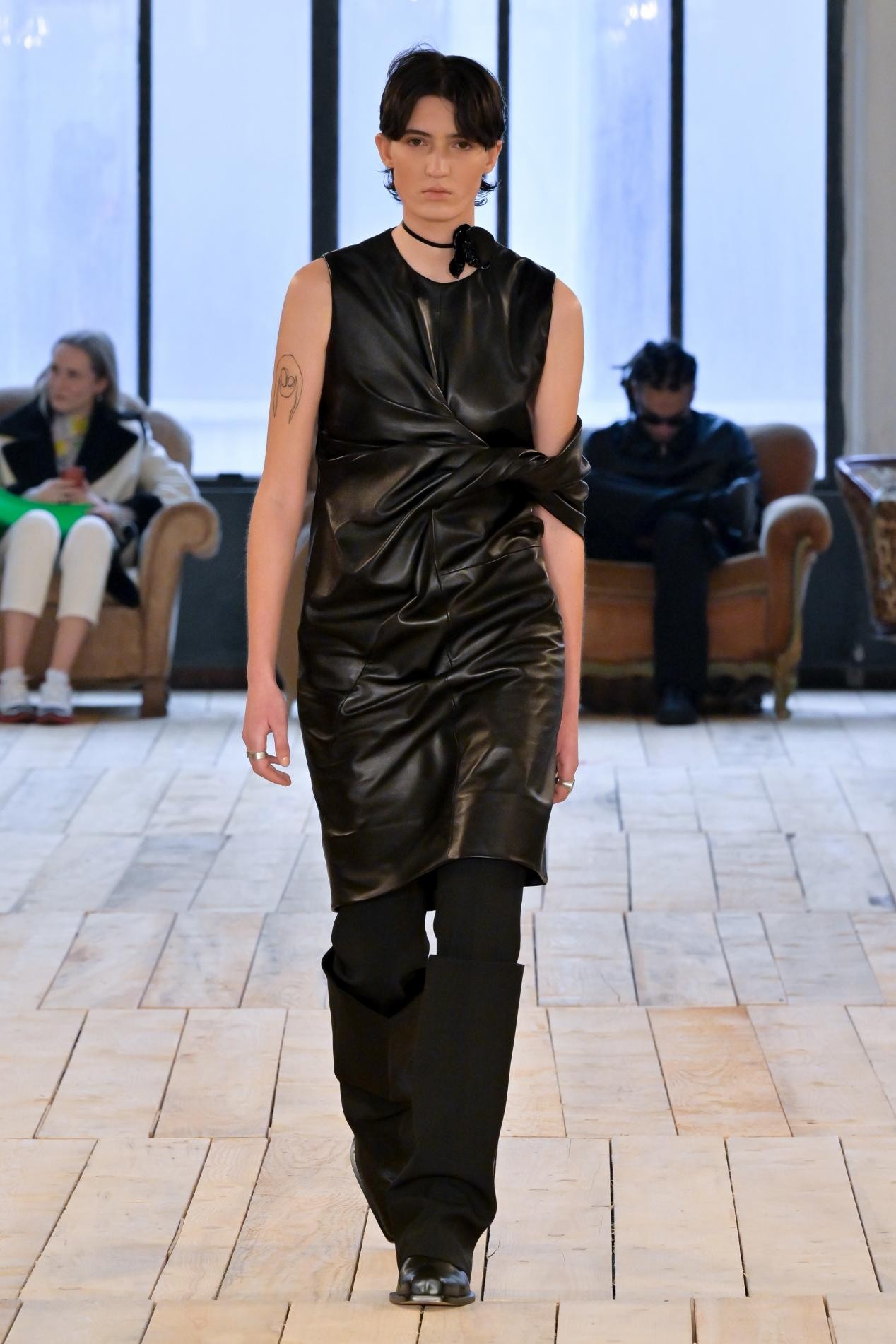 SPORTMAX 2023秋冬系列：华服内外尽显不羁灵魂